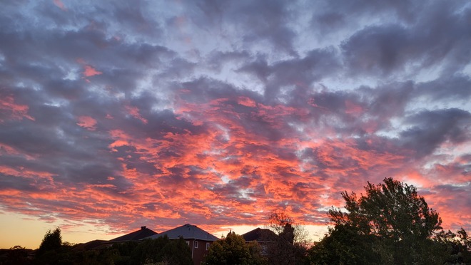 Red Sky morn... Oakville, ON