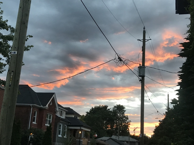 Beautiful clouds Hamilton, Ontario | L8N 2R2