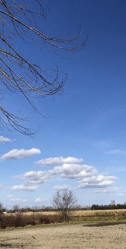 Beau rassemblement de nuages Blainville, Québec, CA