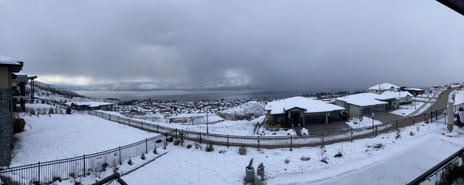SNOW APPROACHES FROM THE NORTH Kelowna, BC