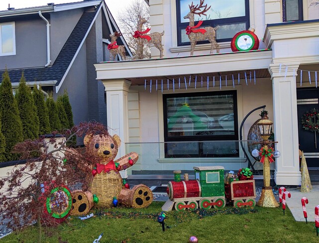 Christmas decoratios in my neighbourhood Vancouver, BC