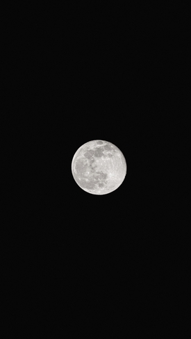 Moon Oakville, Ontario, CA