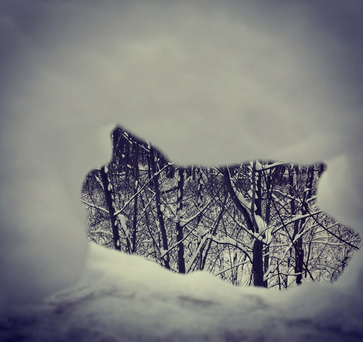 photo vue d'un trou dans la neige Rosemère, QC