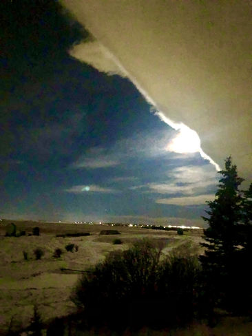Moonlit Chinook Kathyrn, Alberta, CA
