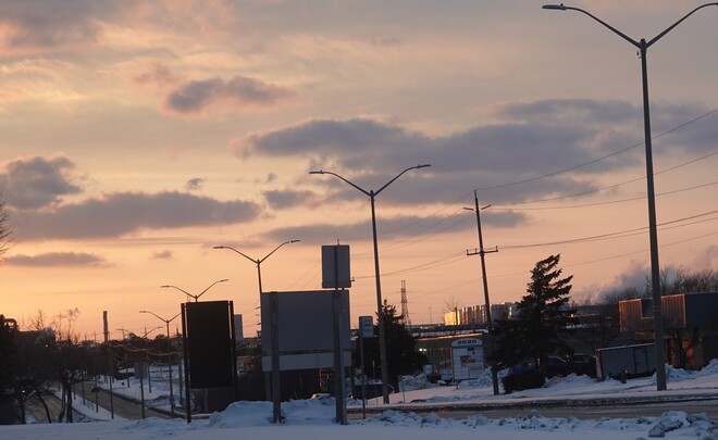 Weird skies during the cold snap Oshawa, and Whitby, Ont.