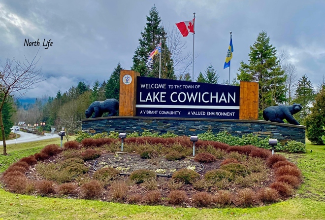 Lake Cowichan, Vancouver Island, BC Lake Cowichan, Vancouver Island, BC