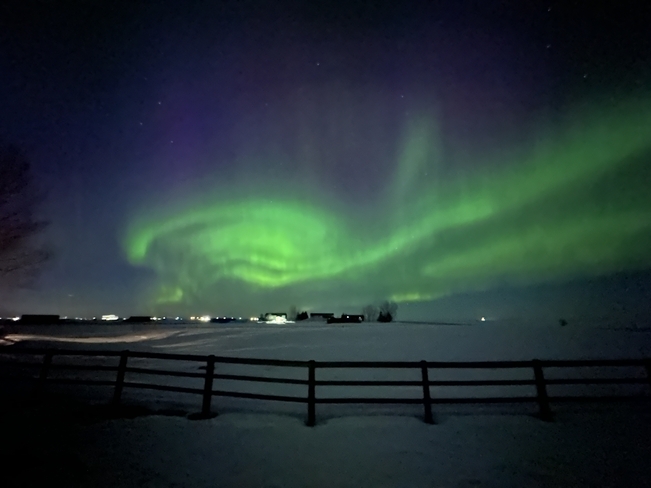 Bright night sky Wheatland County No. 16, Alberta, CA