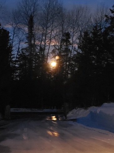 Beautiful Moon Thunder Bay, ON