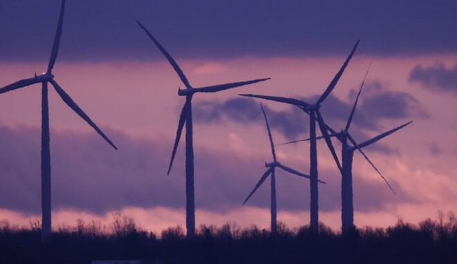 Wind Turbines Kingston, ON