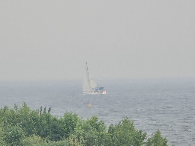 More smoke haze, looking towards Quebec... HMW Ottawa, ON