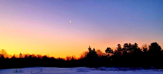 soleil matinalet lune timide Shawbridge, QC